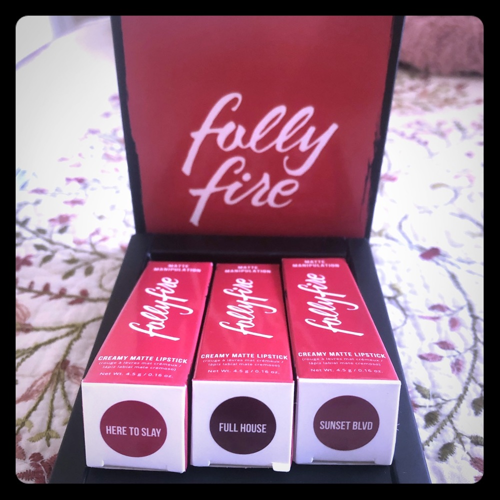 Fully Fire- Creamy Matte Lipstick